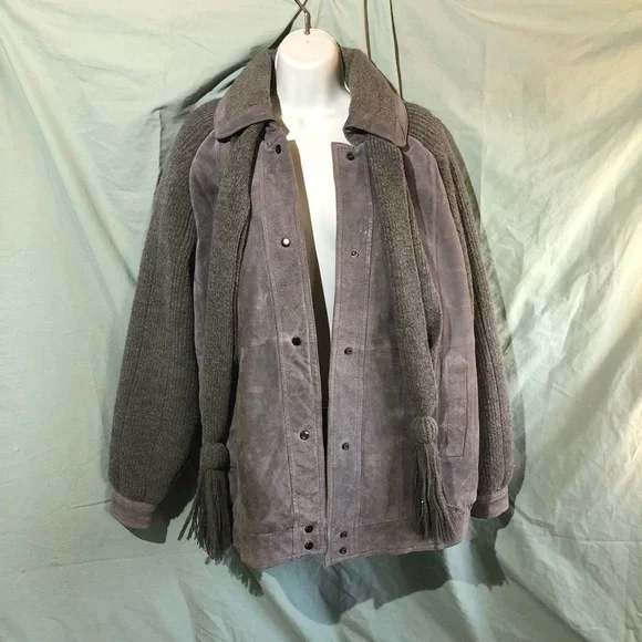 Vintage 90’s Grey Suede and Knit Jacket with Scarf - Picture 14 of 16